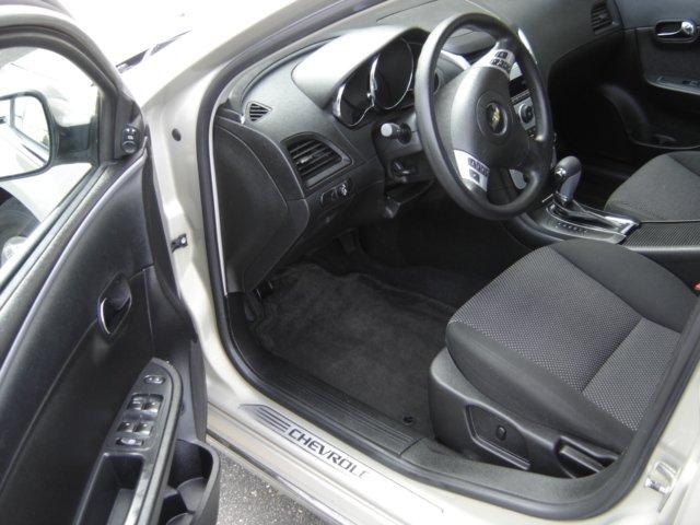 Chevrolet Malibu 2009 photo 1