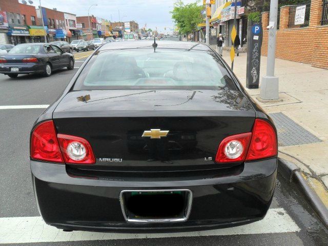 Chevrolet Malibu 2009 photo 4