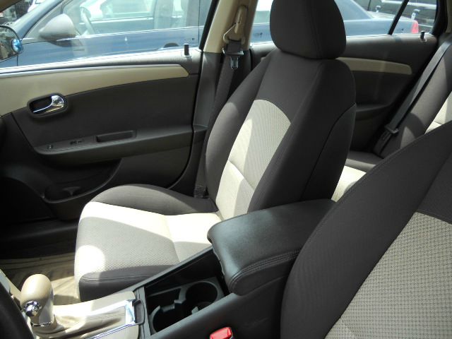 Chevrolet Malibu 2009 photo 2