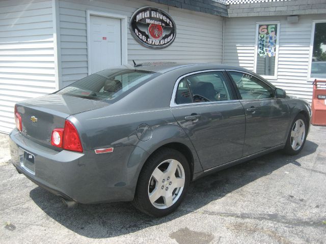 Chevrolet Malibu 2009 photo 2