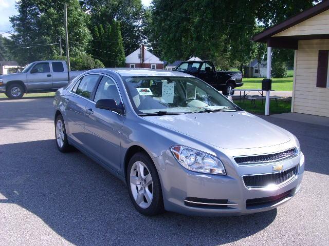 Chevrolet Malibu 2009 photo 2