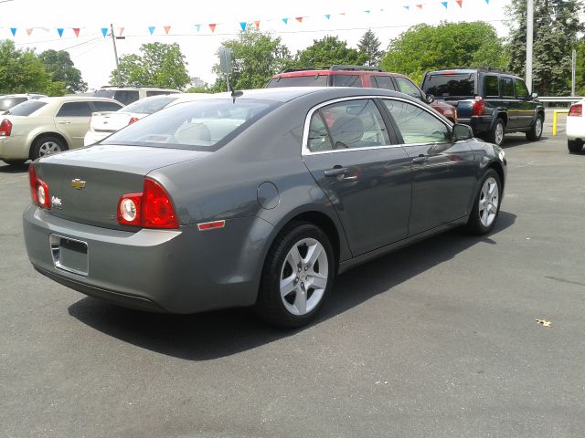 Chevrolet Malibu 2009 photo 2