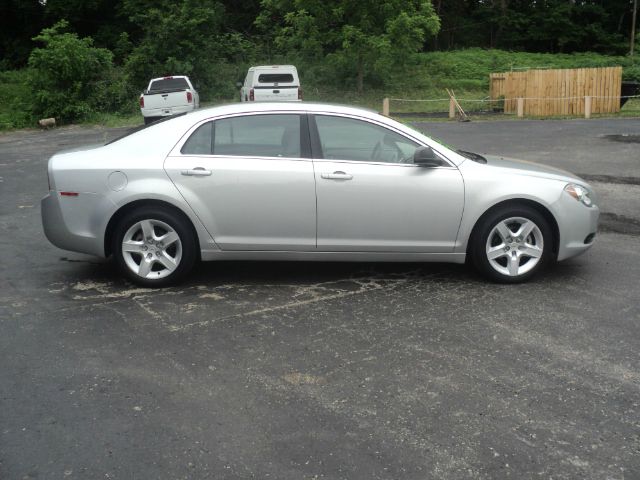 Chevrolet Malibu 2010 photo 4