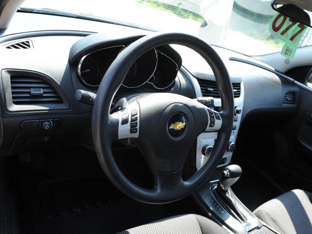 Chevrolet Malibu 2010 photo 1