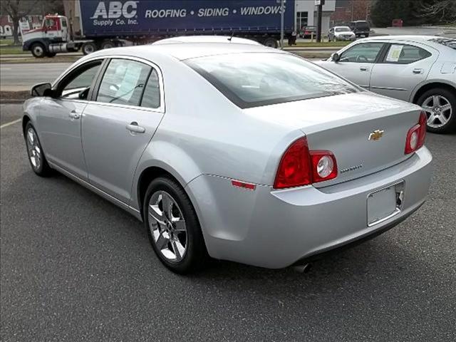 Chevrolet Malibu 2010 photo 1