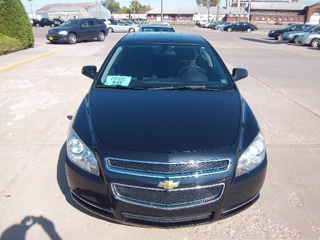 Chevrolet Malibu 2010 photo 1