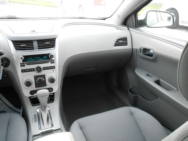 Chevrolet Malibu 2010 photo 9