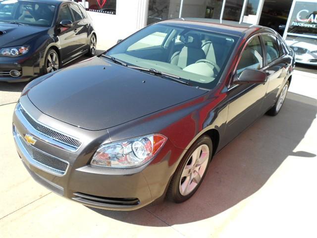 Chevrolet Malibu 2010 photo 3