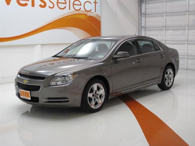 Chevrolet Malibu 2010 photo 2