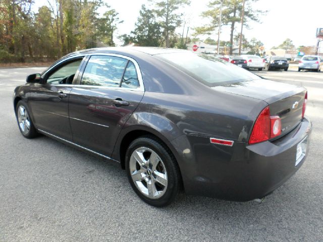 Chevrolet Malibu 2010 photo 2