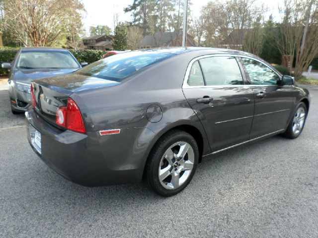 Chevrolet Malibu 2010 photo 4