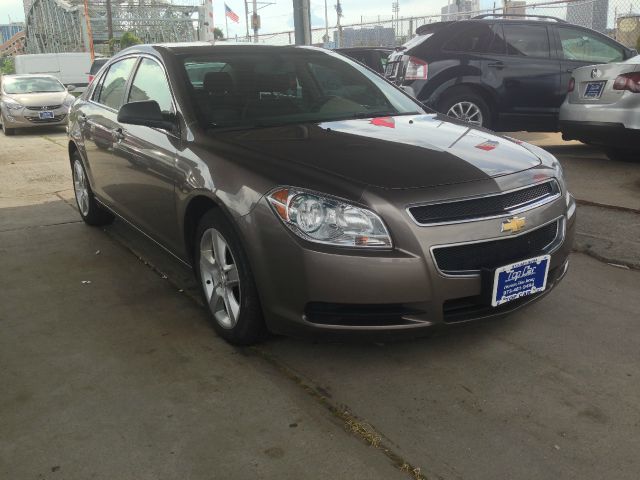 Chevrolet Malibu 2010 photo 1