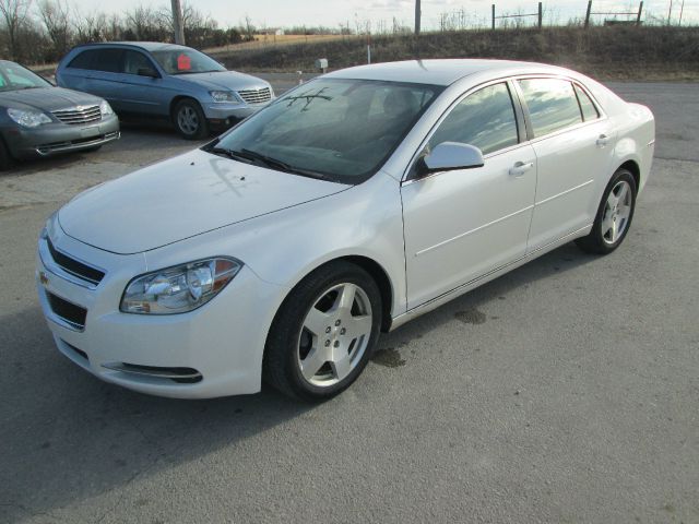 Chevrolet Malibu 2010 photo 3