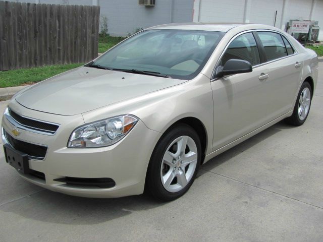 Chevrolet Malibu 2010 photo 3