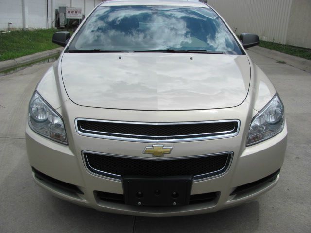 Chevrolet Malibu 2010 photo 4