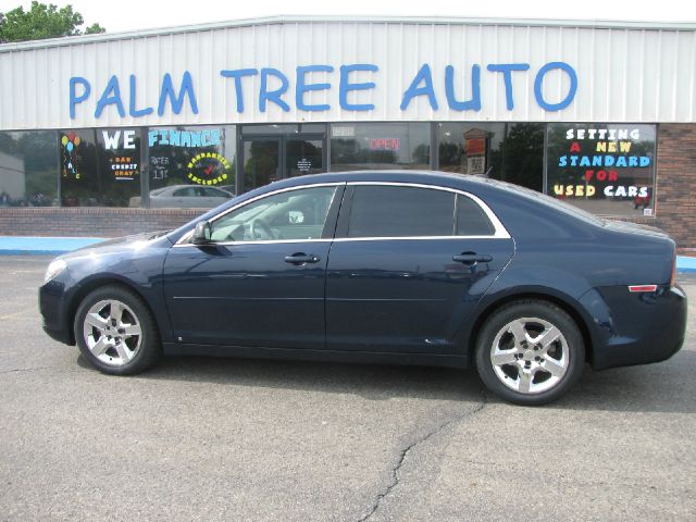 Chevrolet Malibu 2010 photo 3