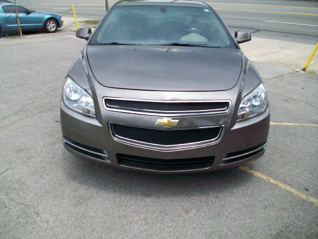 Chevrolet Malibu 2010 photo 1