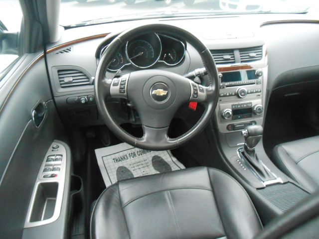 Chevrolet Malibu 2010 photo 4