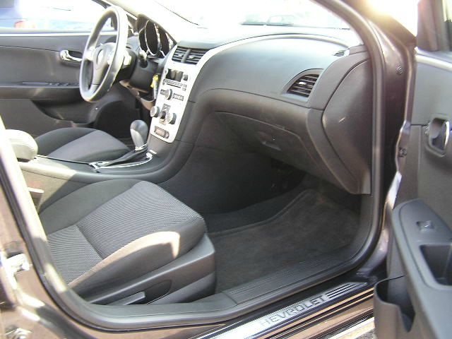 Chevrolet Malibu 2010 photo 1