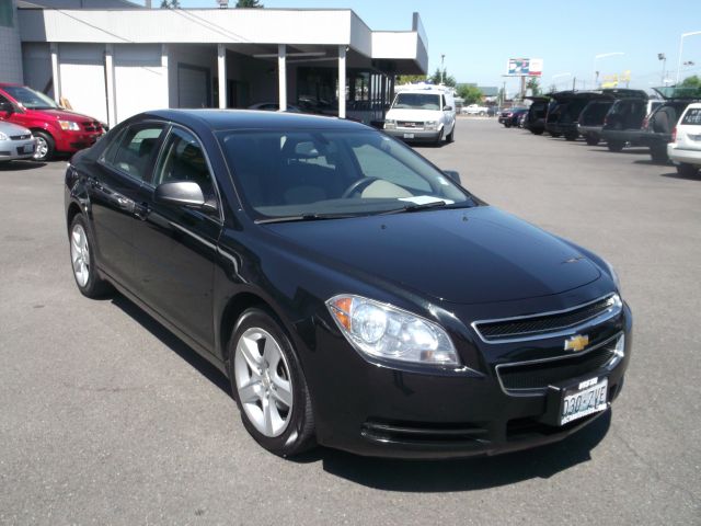 Chevrolet Malibu 2010 photo 2