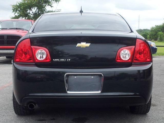 Chevrolet Malibu 2010 photo 1