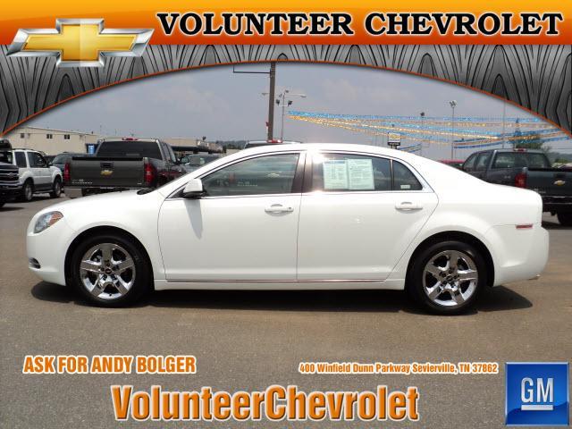 Chevrolet Malibu 2010 photo 2