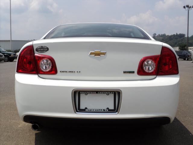 Chevrolet Malibu 2010 photo 4