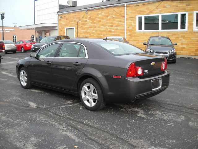 Chevrolet Malibu 2010 photo 1