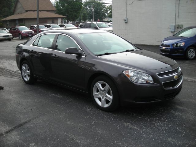 Chevrolet Malibu 2010 photo 3