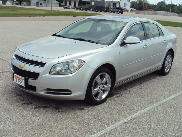 Chevrolet Malibu 2010 photo 3