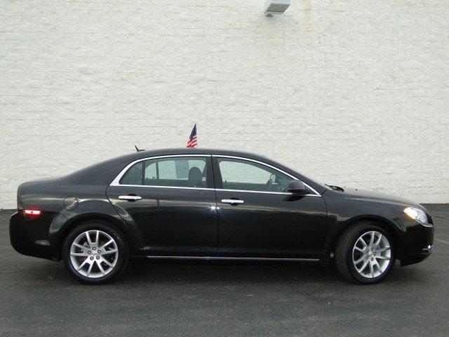 Chevrolet Malibu 2010 photo 3