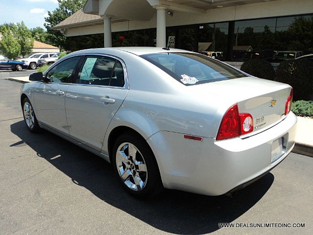 Chevrolet Malibu 2010 photo 1