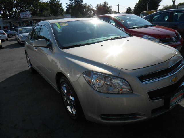 Chevrolet Malibu 2010 photo 3