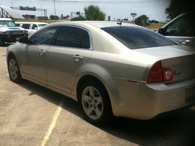 Chevrolet Malibu 2010 photo 1