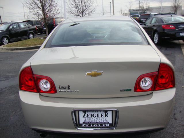 Chevrolet Malibu 2010 photo 4