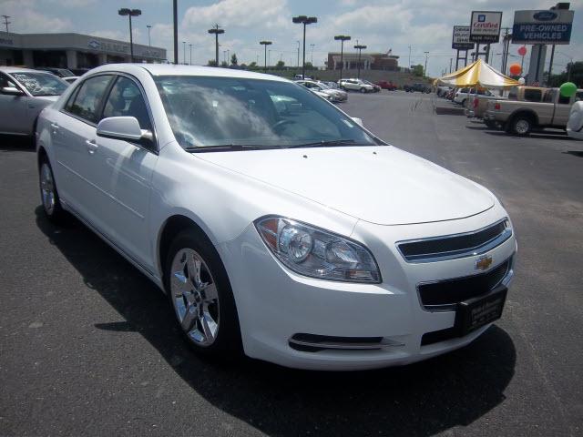 Chevrolet Malibu 2010 photo 4