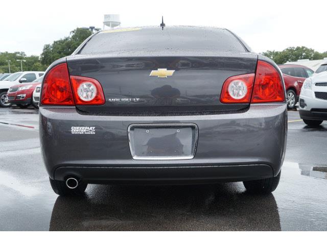 Chevrolet Malibu 2010 photo 4