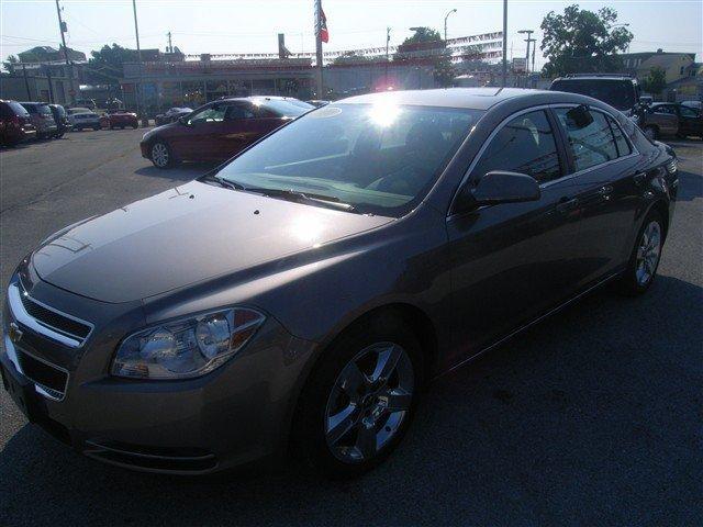 Chevrolet Malibu 2010 photo 1