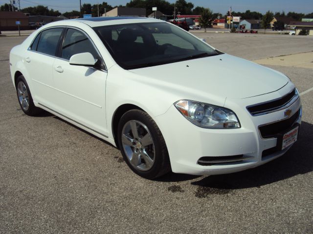 Chevrolet Malibu 2010 photo 1