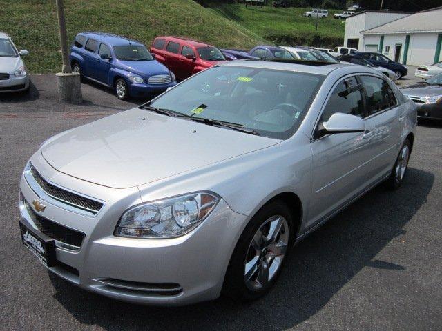 Chevrolet Malibu 2010 photo 2