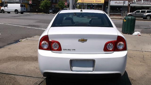 Chevrolet Malibu 2010 photo 31