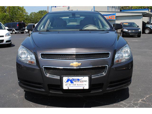 Chevrolet Malibu 2010 photo 1