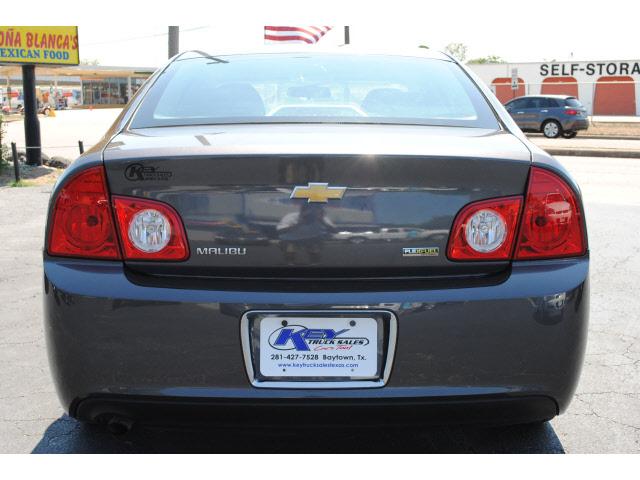 Chevrolet Malibu 2010 photo 4