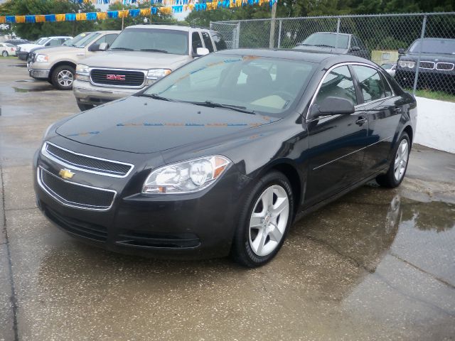 Chevrolet Malibu 2010 photo 2