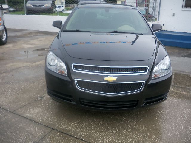 Chevrolet Malibu 2010 photo 3