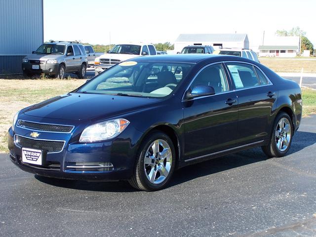 Chevrolet Malibu 2010 photo 1