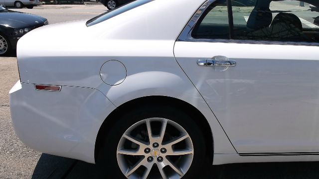 Chevrolet Malibu 2010 photo 1