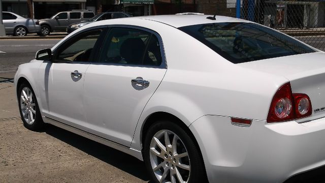 Chevrolet Malibu 2010 photo 17