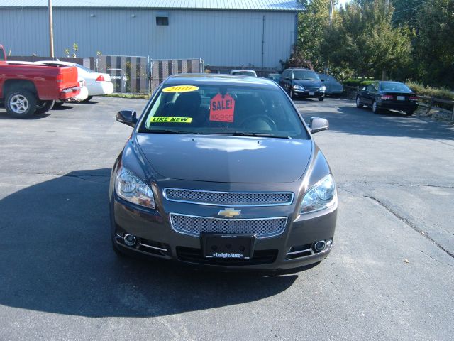 Chevrolet Malibu 2010 photo 2