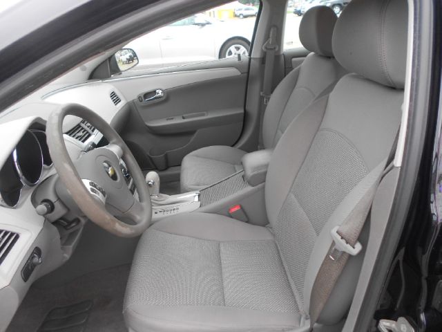 Chevrolet Malibu 2010 photo 3